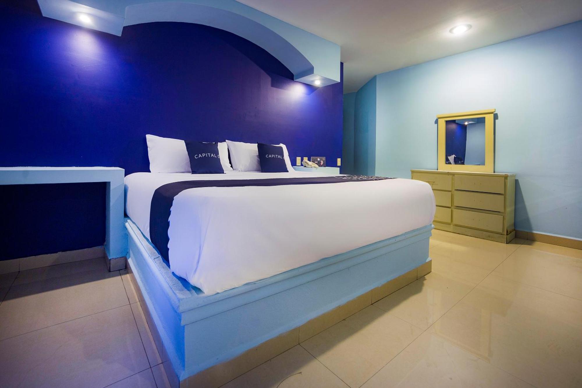 Capital O Hotel Diro, 蒙特雷 外观 照片