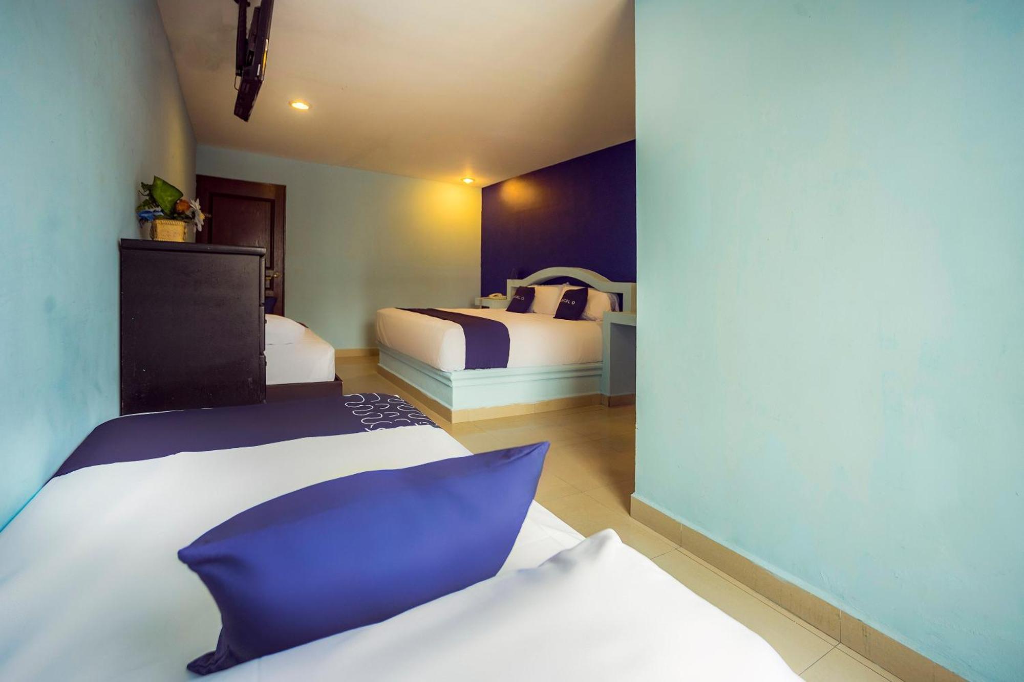 Capital O Hotel Diro, 蒙特雷 外观 照片
